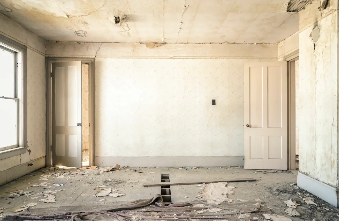 Waste disposal crew managing a cleanout project in Pohatcong